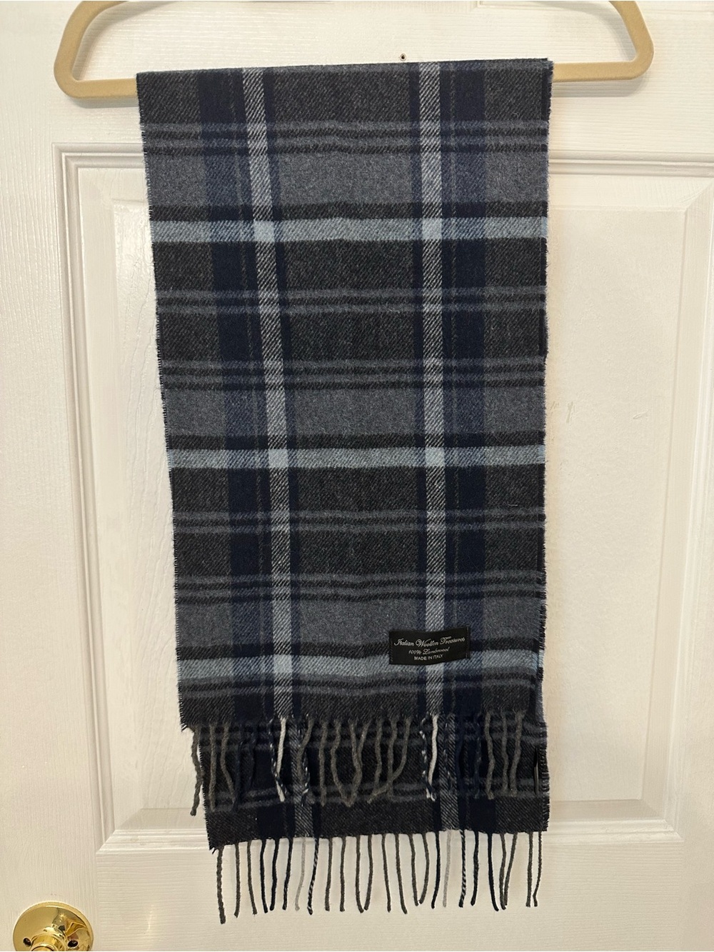 Men's Plaid Fringe Scarf in Gray & Navy - Timeless Winter Accessory
